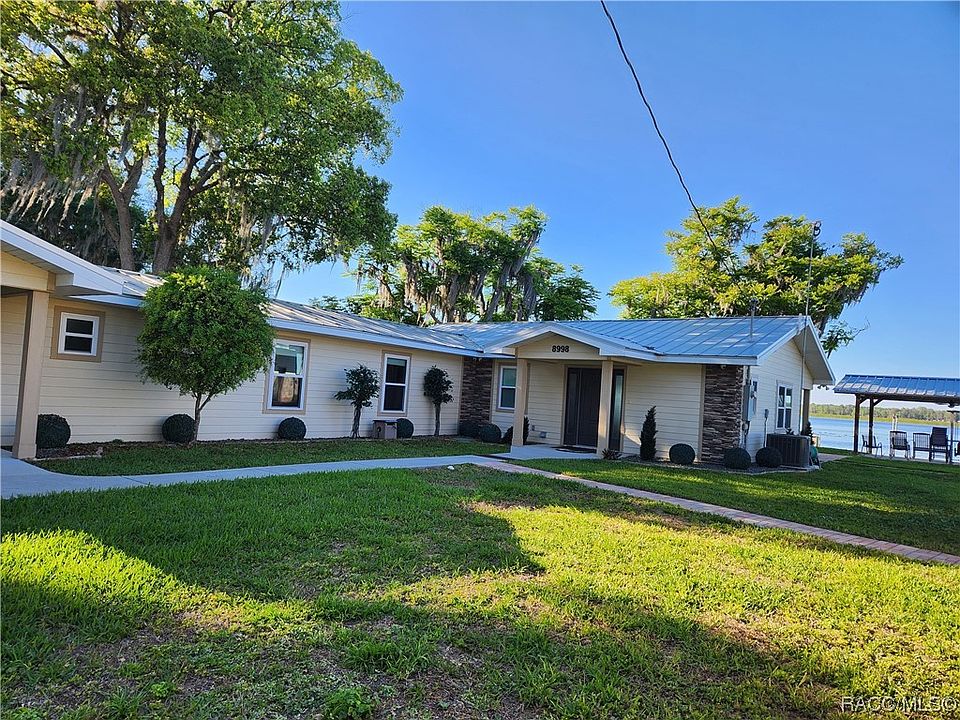 1st image of 8998 W Lakeview Ct