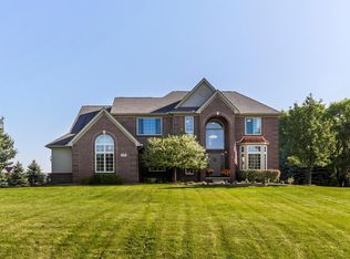 599 Victoria Ct, Saline, MI