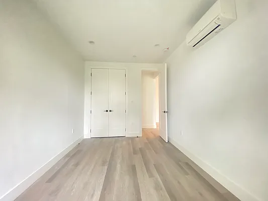 Rented by Dream Space Realty | media 6