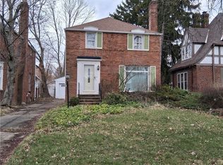 15611 Eldamere Ave, Cleveland, OH 44128