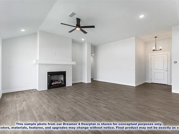 2nd image of 1024 Marquis Ave