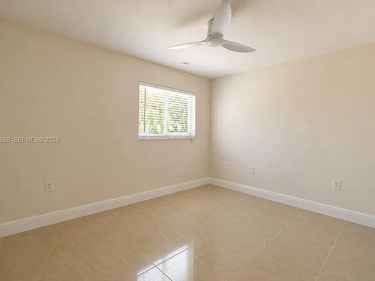 9421 SW 150th St — Photo 14