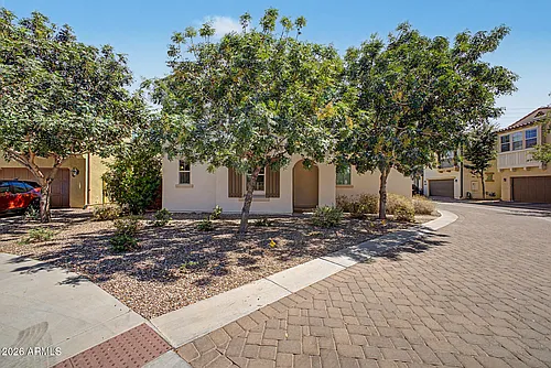 1575 W Marlin Dr Photo 1