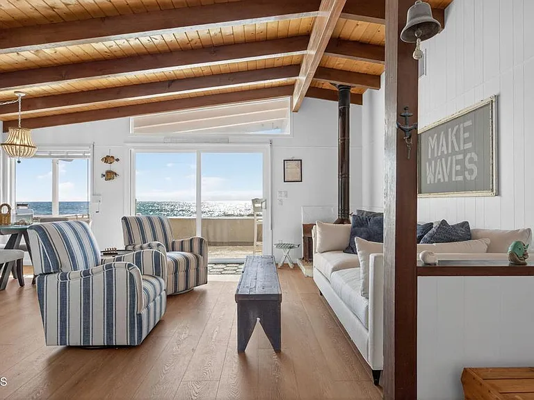 3884 Pacific Coast Hwy — Photo 8