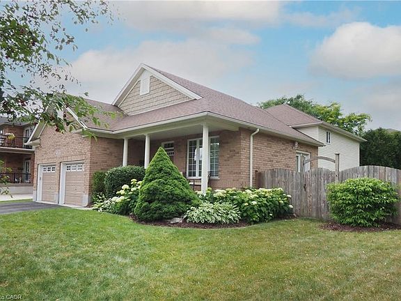 2nd image of 559 Springwater Dr
