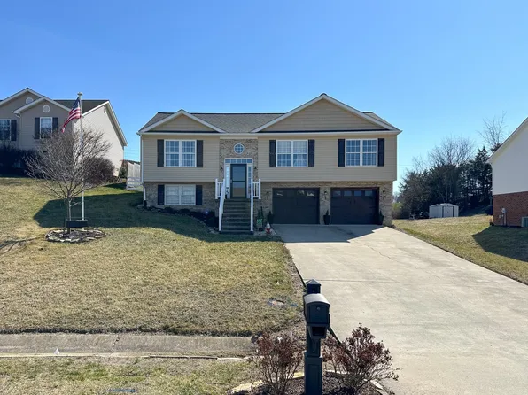 127 Falcon Ln, Weyers Cave, VA 24486