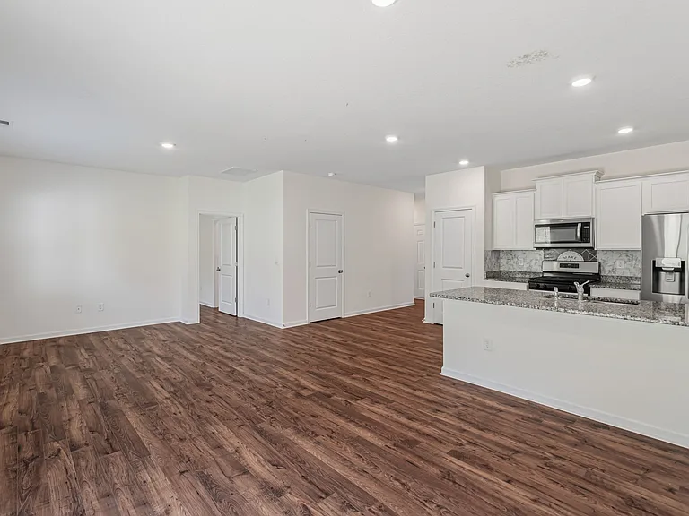 12356 Manhattan Ln — Photo 10