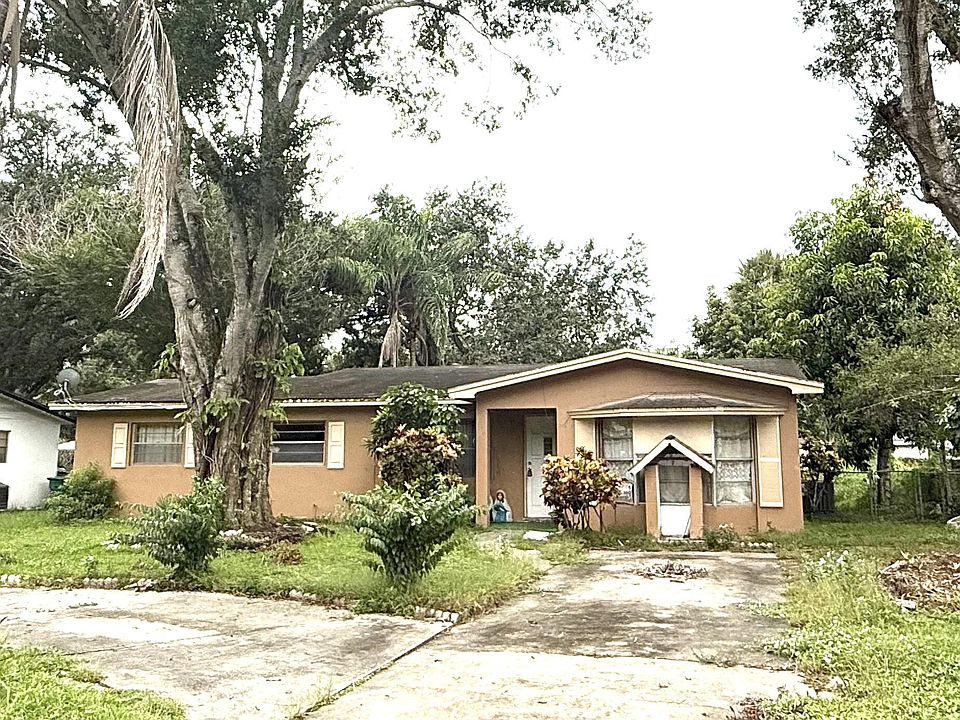 1st image of 275 SE 16TH Avenue
