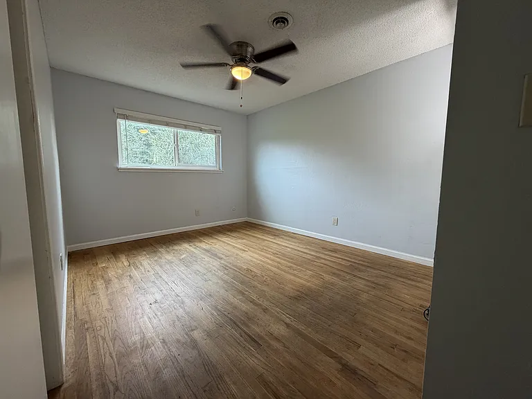 2098 Lincoln Rd — Photo 18