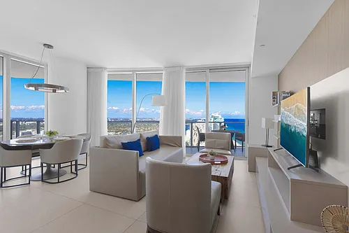 4111 S Ocean Dr #ID1289058P Photo 1