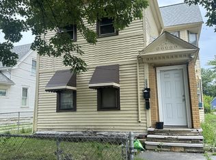 3295 W 54th St, Cleveland, OH 44102