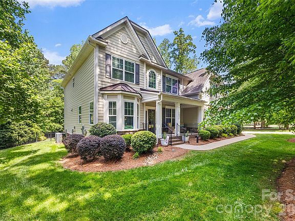 2nd image of 3030 Foggy Hollow Ln