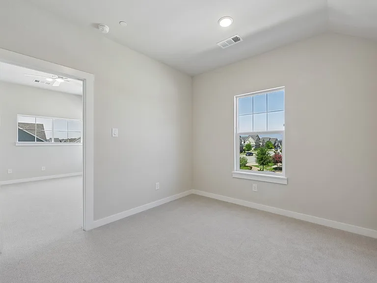 2866 Grandview Dr — Photo 19