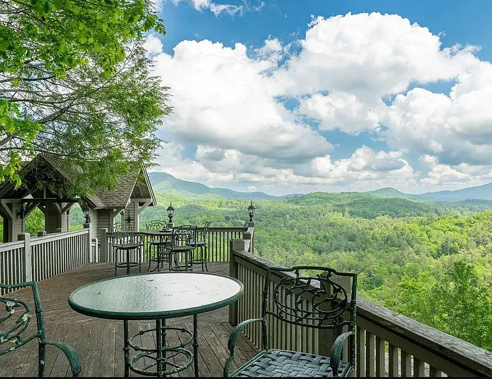 Big Sheepcliff Rd, Cashiers — Photo 1