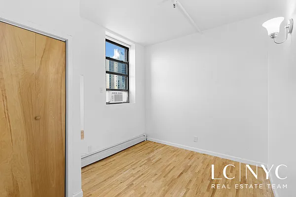 Rented by Keller Williams NYC | media 8