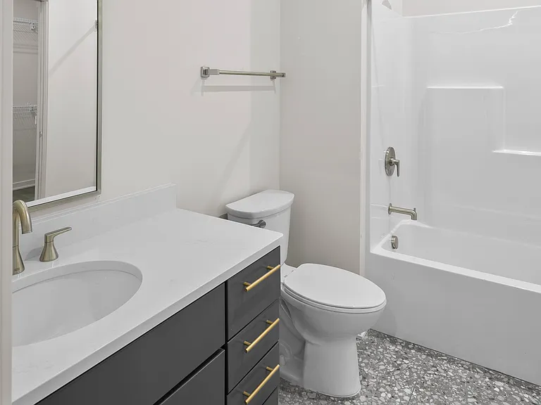 Flats at Carriage Commons — Photo 6