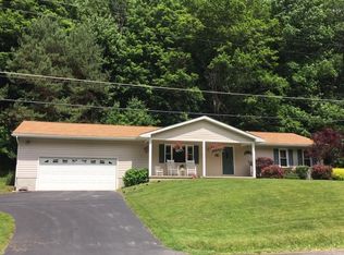 2607 Lake Moraine Rd, Hamilton, NY 13346