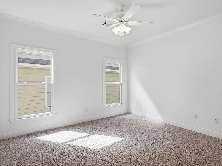 374 Cherry St — Photo 12