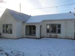 800 Roseway Dr, Klamath Falls, OR 97601