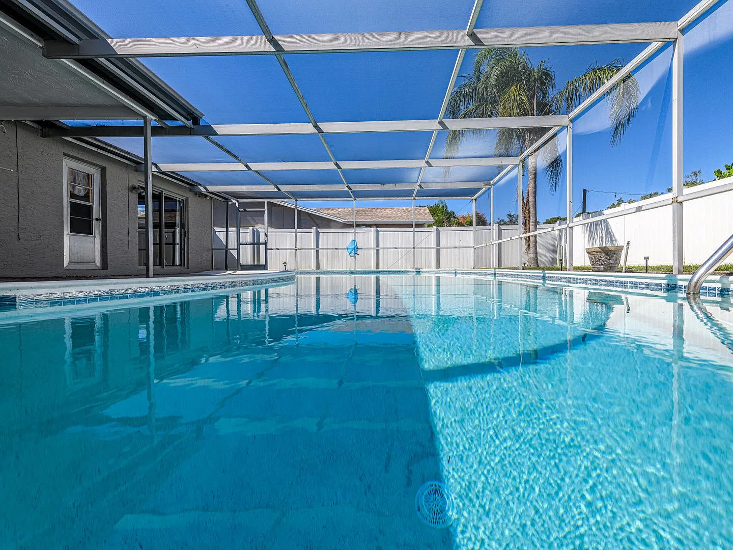 Pool Home — Photo 2