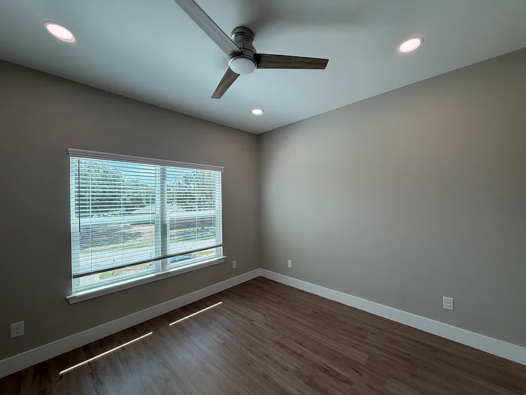 2879 Leahs Ln — Photo 14