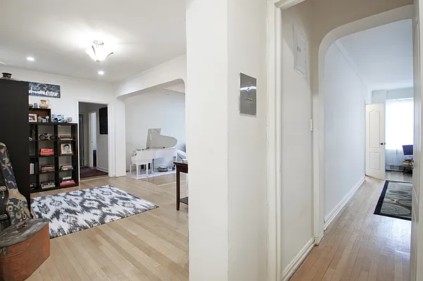 Rented by Corcoran | media 12