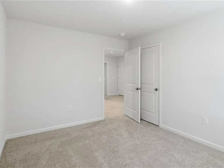 48 Berryville Dr — Photo 32