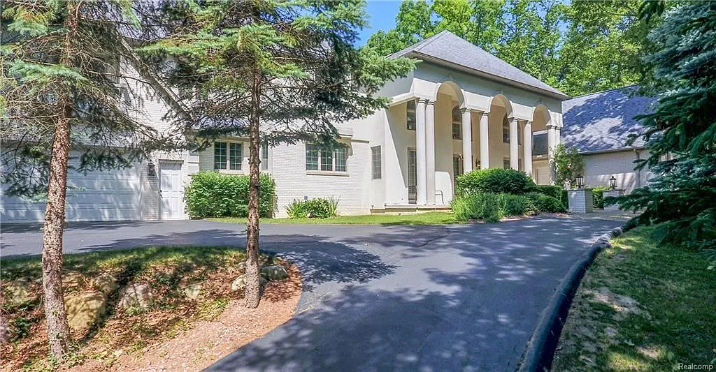 12149 Indian Oak Dr photo 1