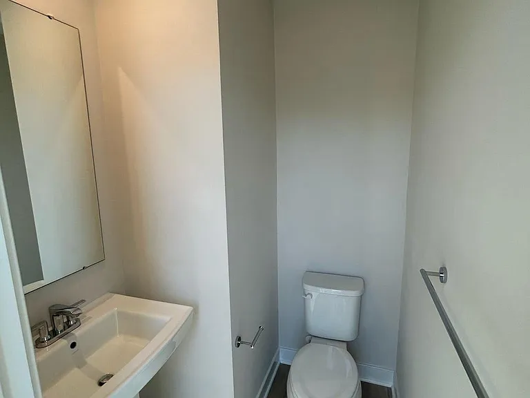 6729 Shelton Ln — Photo 5