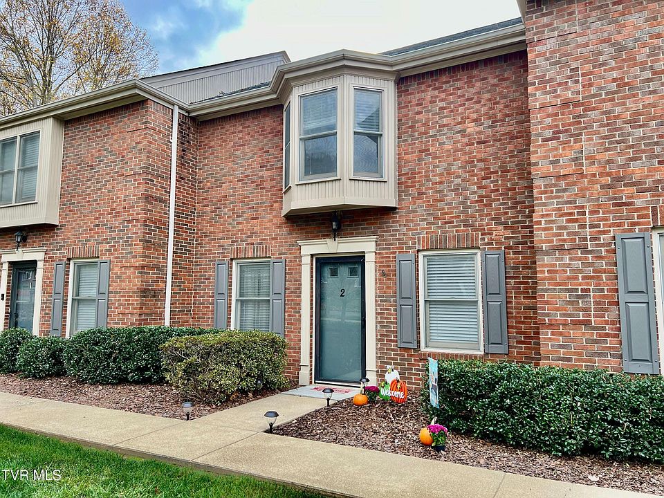 1st image of 1705 W Lakeview Dr APT 2