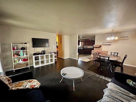 4th image of 701 Sequoia Dr