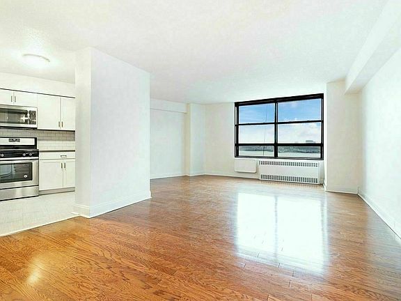 4th image of 3333B Broadway #B10h