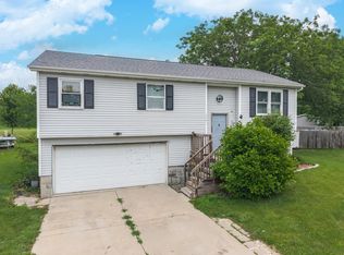 1301 W Indian Dr, Pontiac, IL 61764
