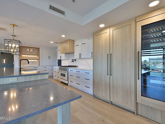 2nd image of 7161 E RANCHO VISTA Drive #6009