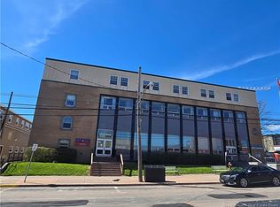 86 Main St, Sackville, NB E4L0E6