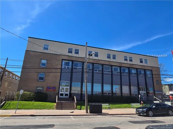 86 Main St, Sackville, NB E4L 0E6