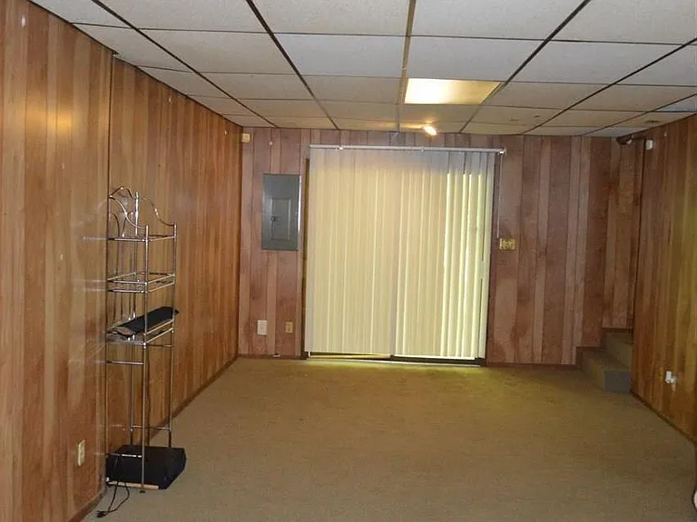 1945 Trexler Ct — Photo 11