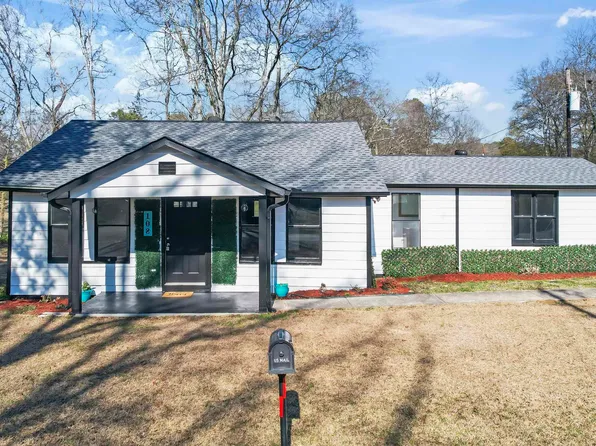 108 Lynnwood St, Gardendale, AL 35071