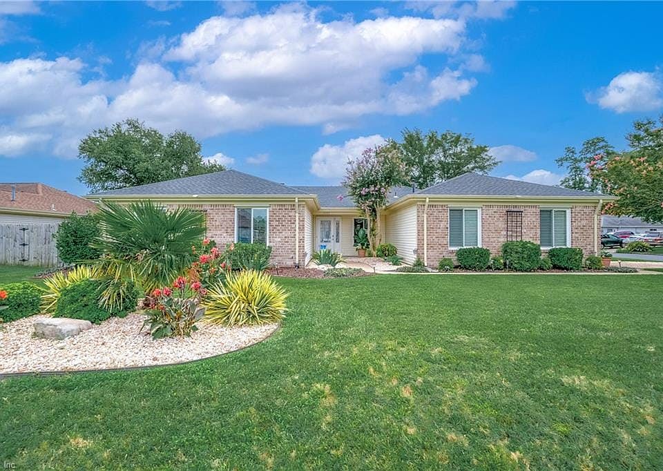 1st image of 1600 Forest Fern Cir