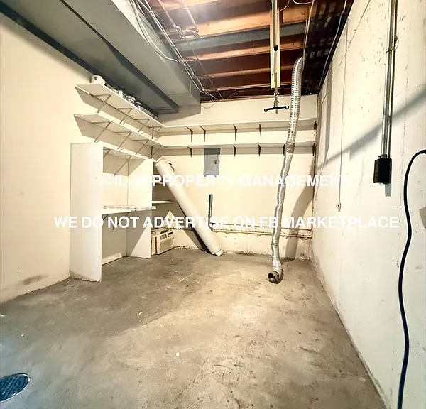 1921 Lawrence Ct — Photo 16