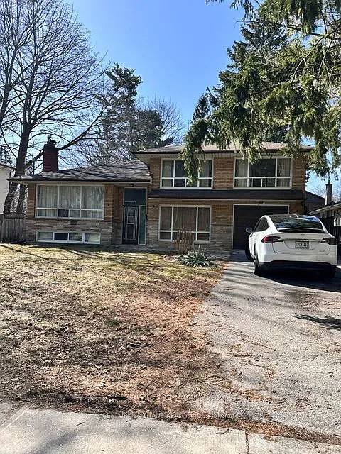 3 bed, $2,300 — Photo 1