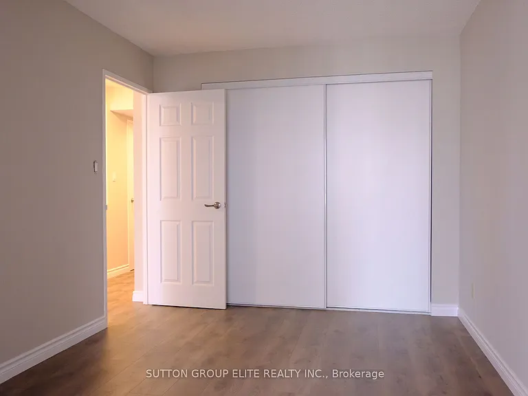 633 Bay St #2502 — Photo 8