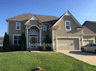 713 SW 33rd St, Lees Summit, MO 64082