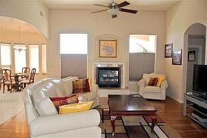 5th image of 8215 Grape Vine Ct NE