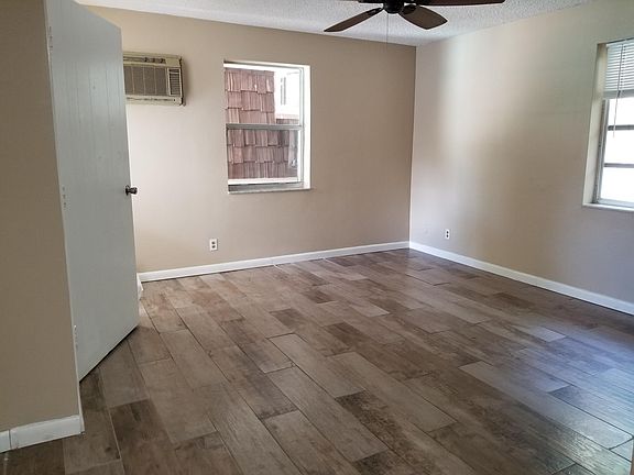 Plenty of space in the living room.