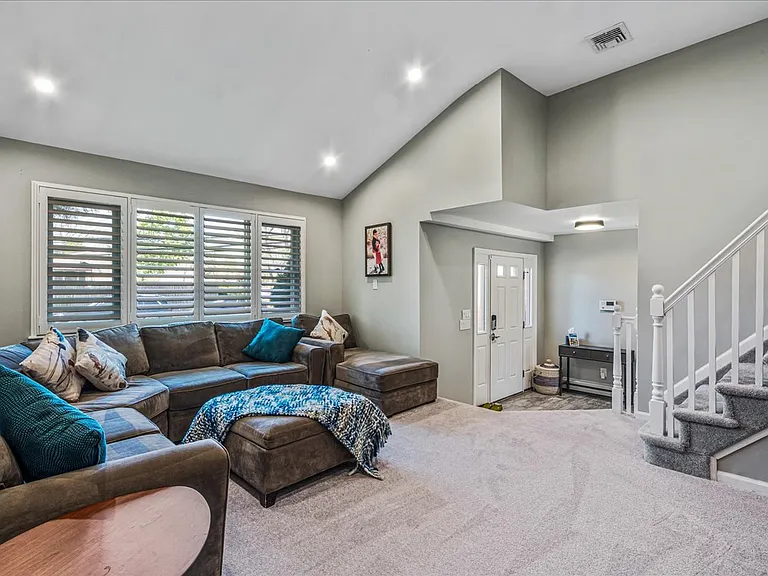 Eldorado Dr — Photo 15