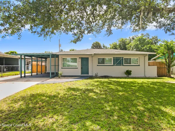 905 N Carpenter Rd, Titusville, FL 32796