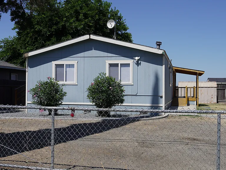 1279 Rita Mae Ave — Photo 2