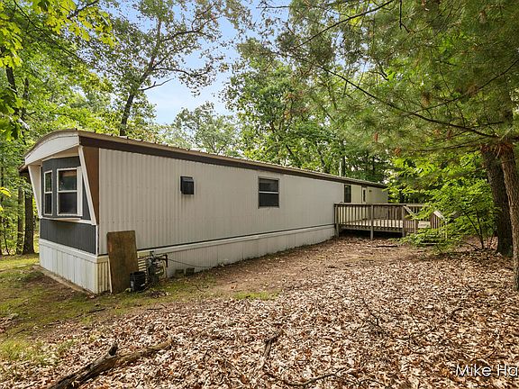 5th image of 8481 Vista Dr