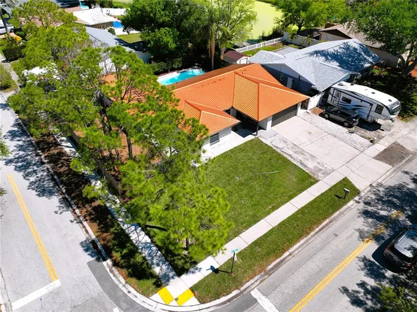 12931 82nd Ave, Seminole, FL 33776